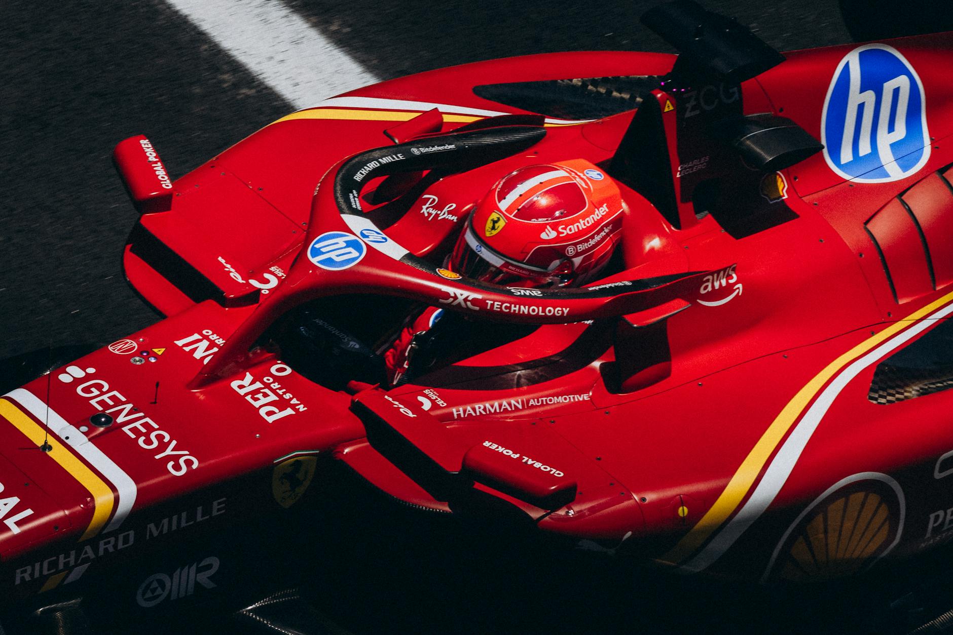 Casque de pilote F1